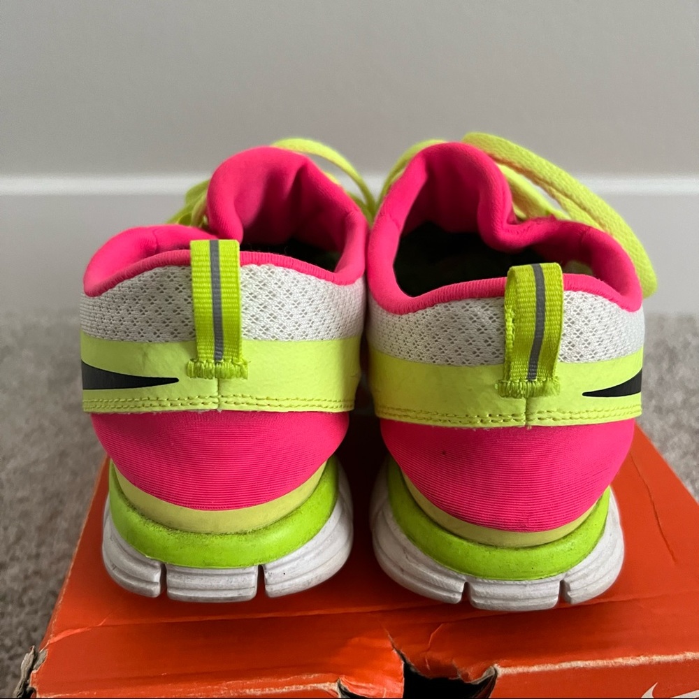 Nike Free 3.0 V3 Volt Yellow Neon Pink Athletic Shoes Sneakers - Picture 4 of 9